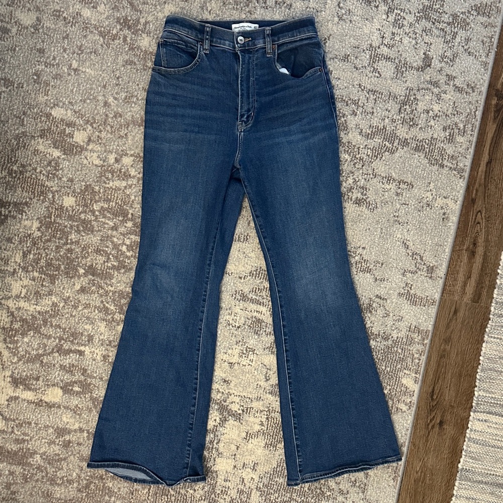 Abercrombie & Fitch curve love Dark Blue Flare Jeans